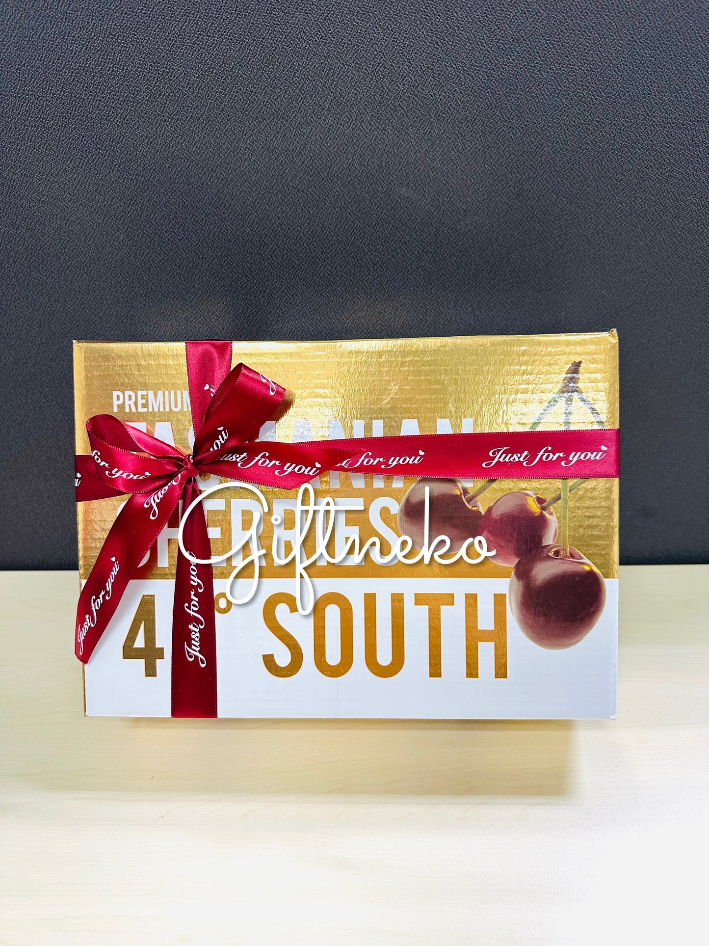 賀年果盒28 43度塔斯曼尼亞車厘子32-34mm 1盒/約2公斤(不包送貨,只限西營盤地鐵站交收)